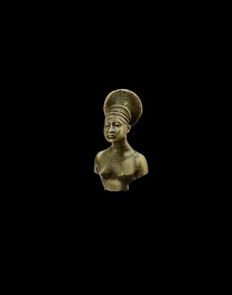 Hoofd van een Mangbetu-vrouw